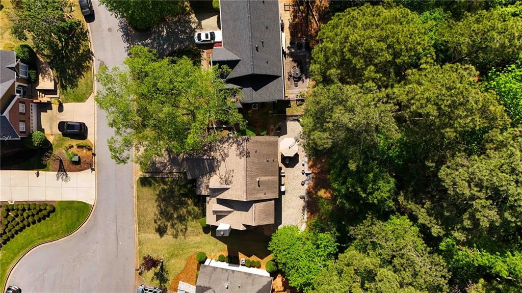 140 River Terrace Point