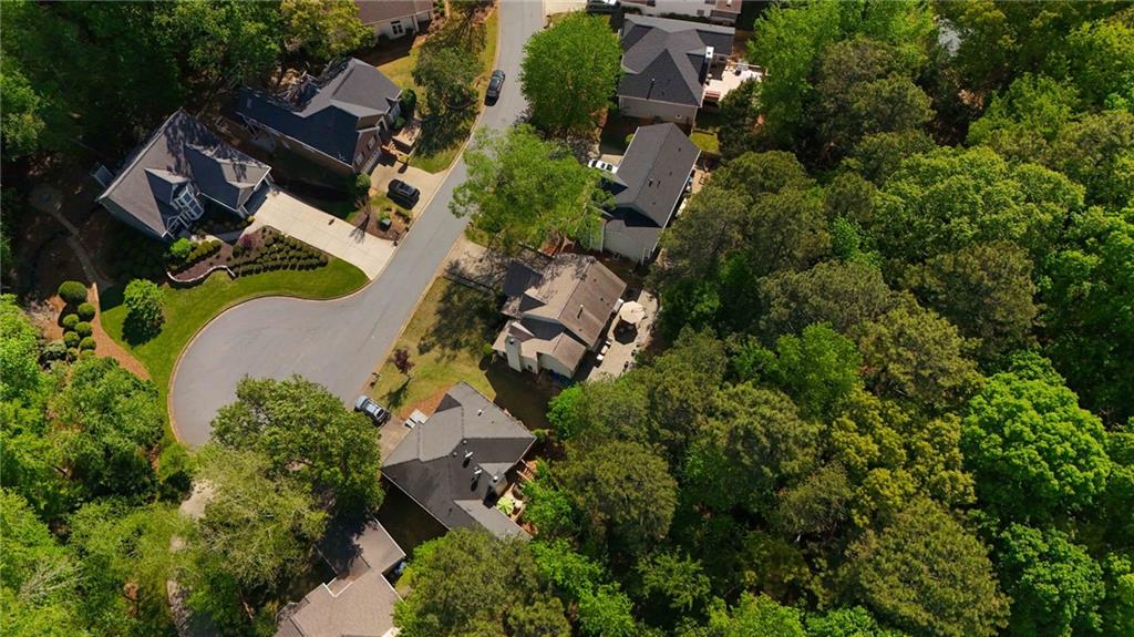 140 River Terrace Point