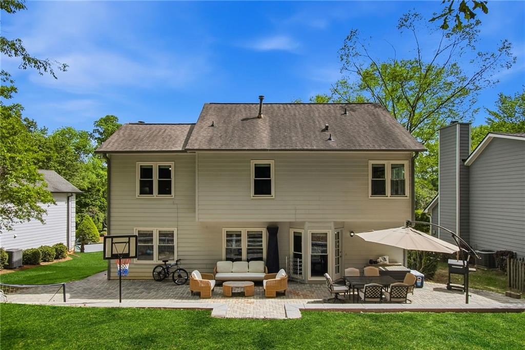 140 River Terrace Point