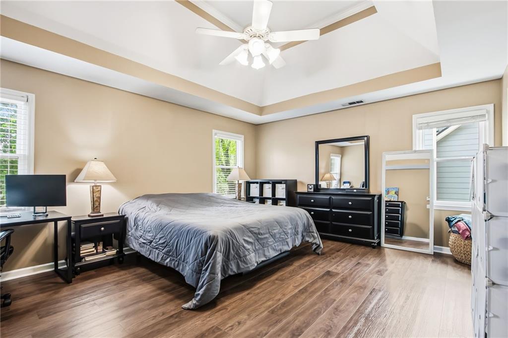 140 River Terrace Point