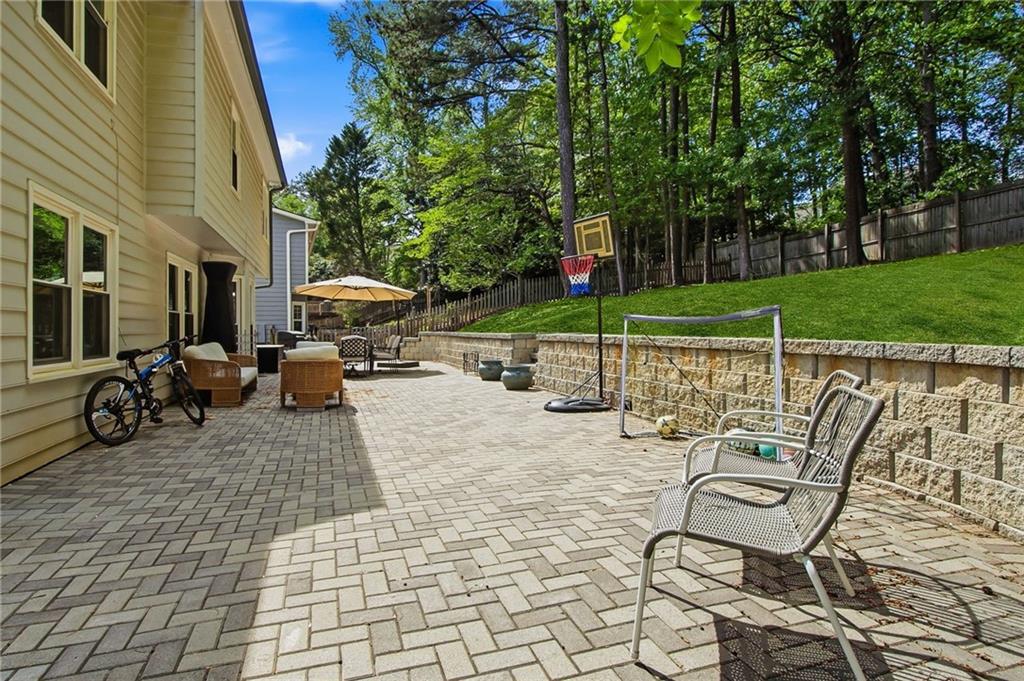 140 River Terrace Point