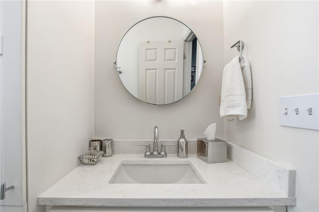 1433 Carroll Drive NW Unit 8