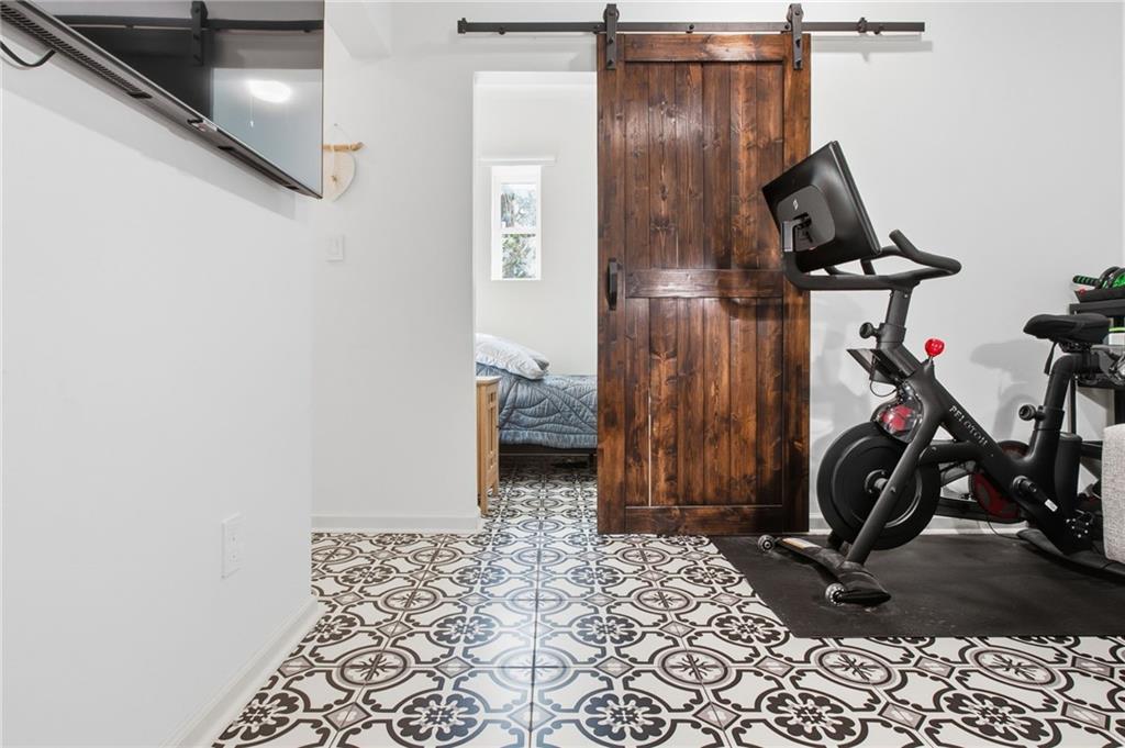 1433 Carroll Drive NW Unit 8