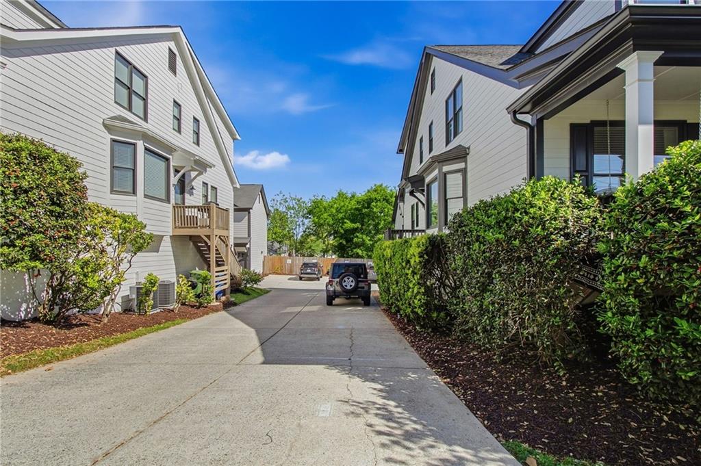 1433 Carroll Drive NW Unit 8