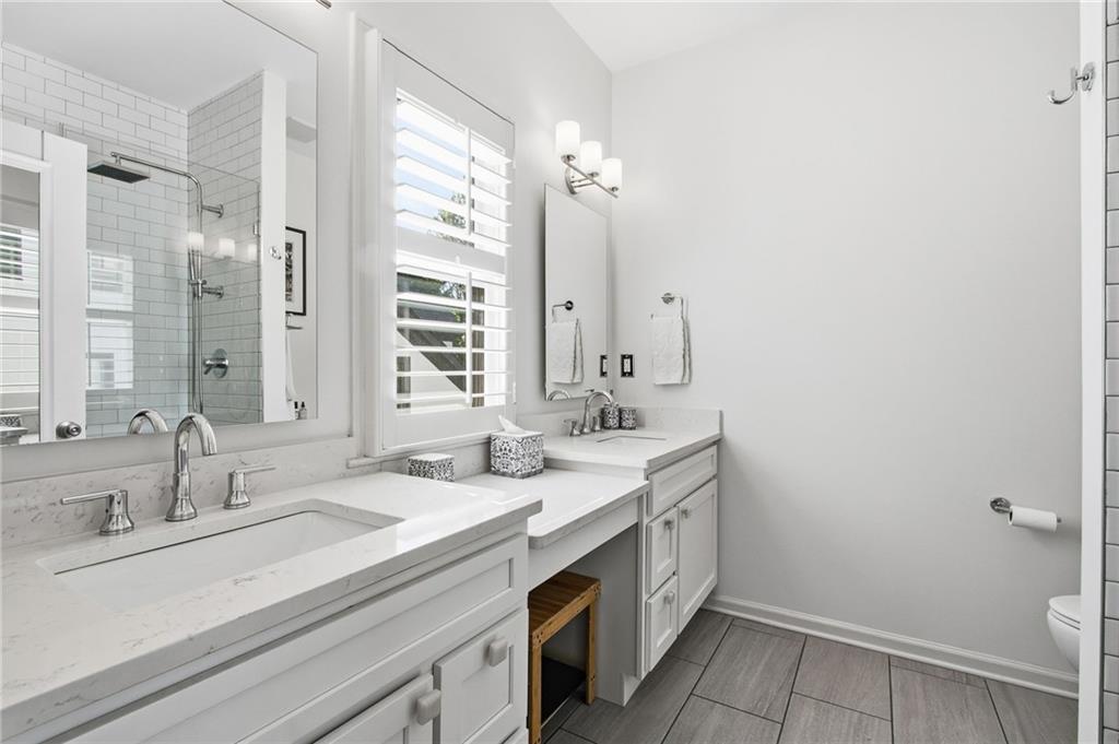 1433 Carroll Drive NW Unit 8