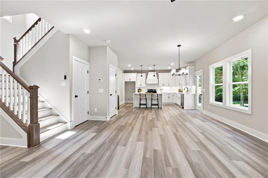 3035 Hamilton Road