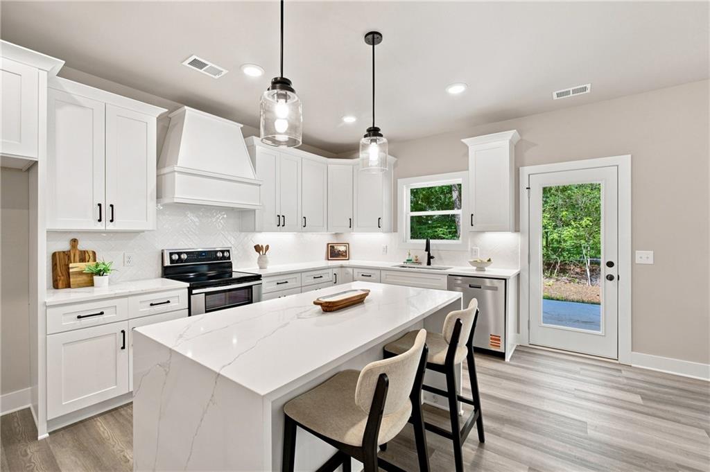 3035 Hamilton Road