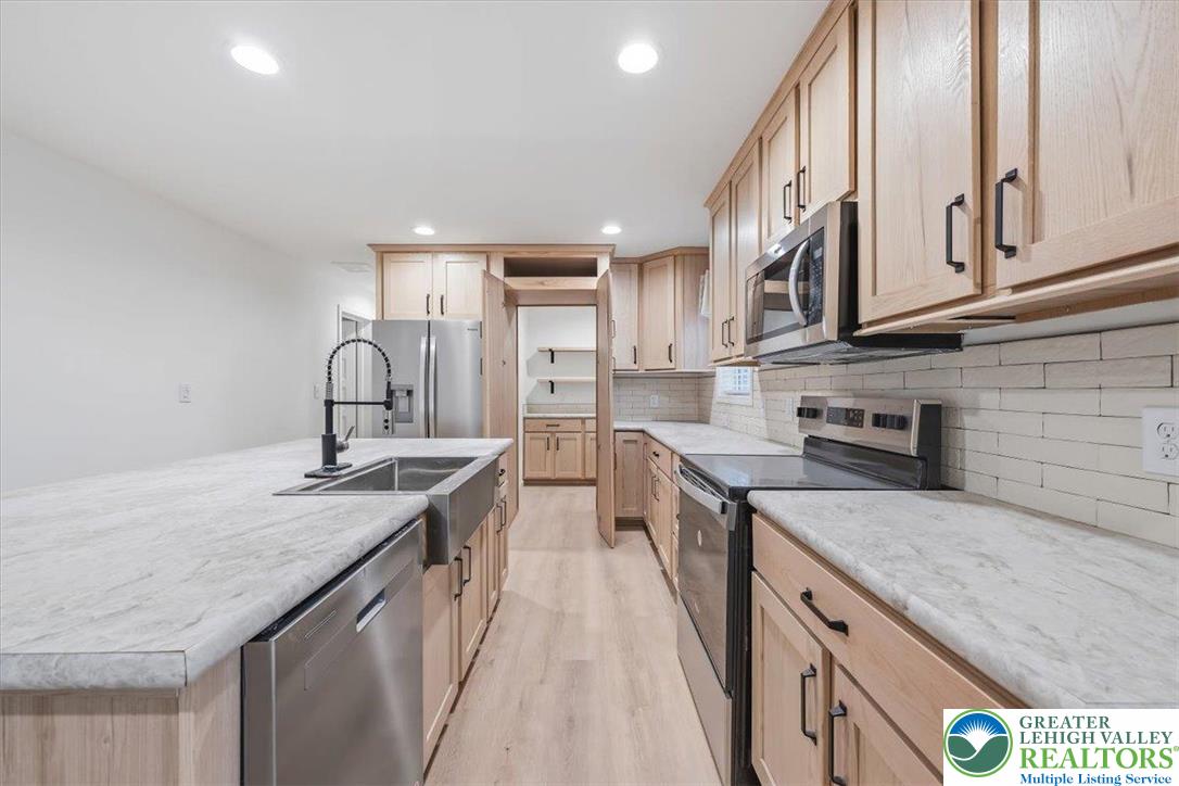 3987 Hastings Road