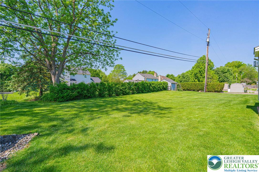5902 Holiday Drive
