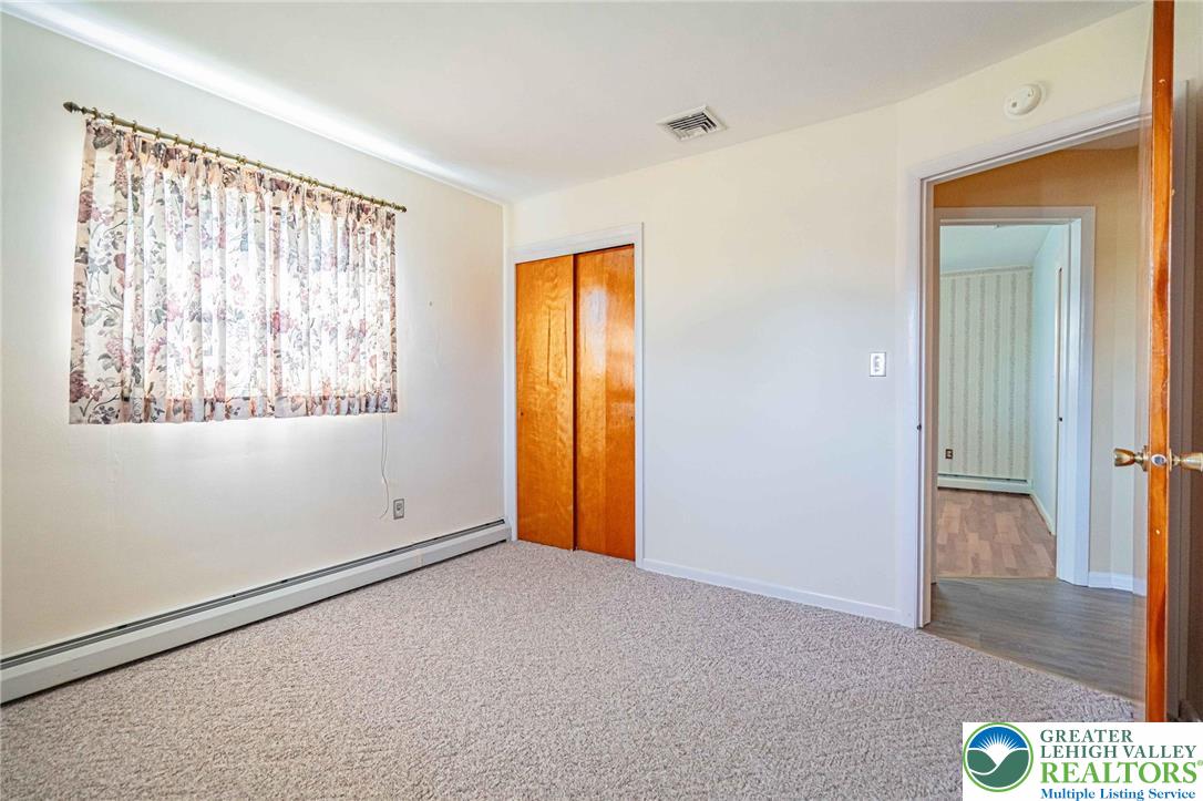 5902 Holiday Drive