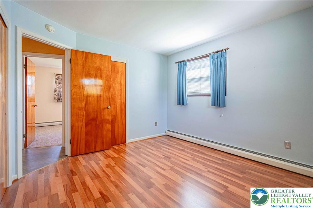 5902 Holiday Drive