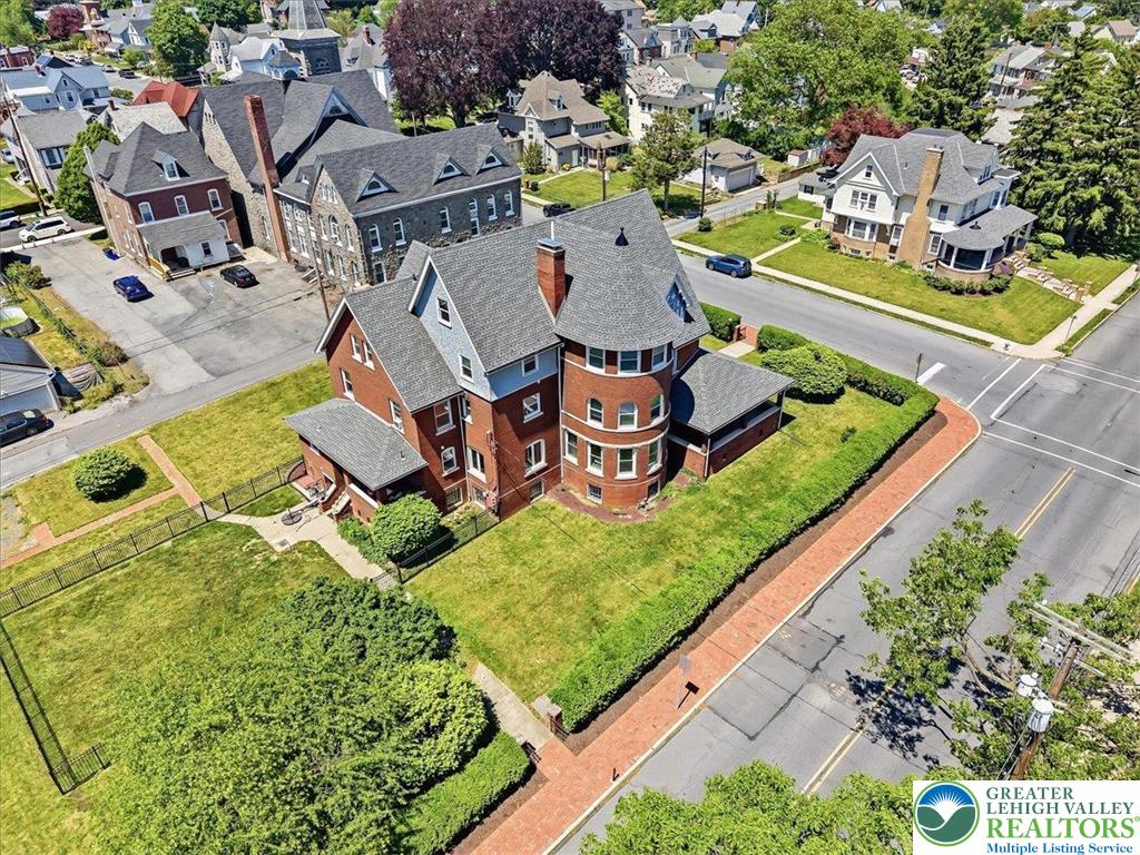606 5th Street