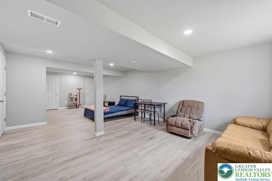 1106 South Carlisle Street