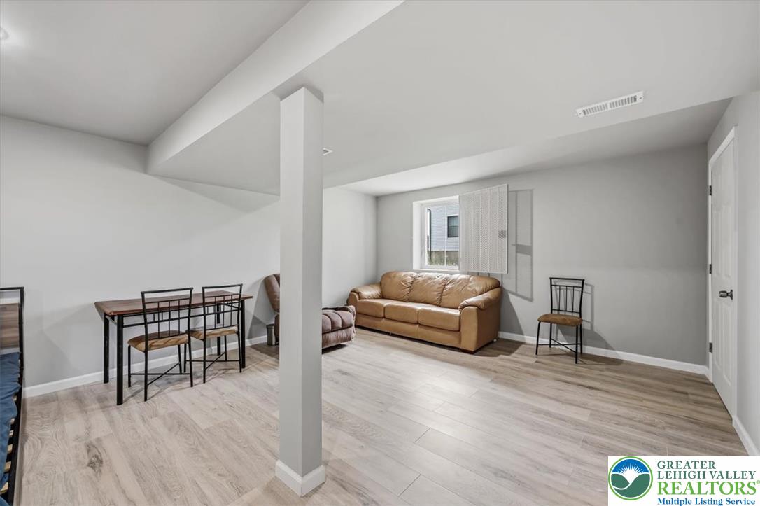 1106 South Carlisle Street