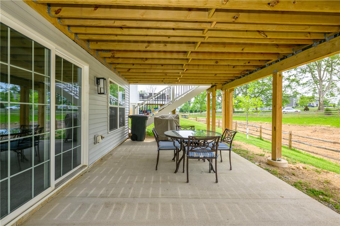 308 Bendelow Lane