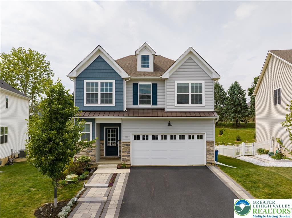 308 Bendelow Lane