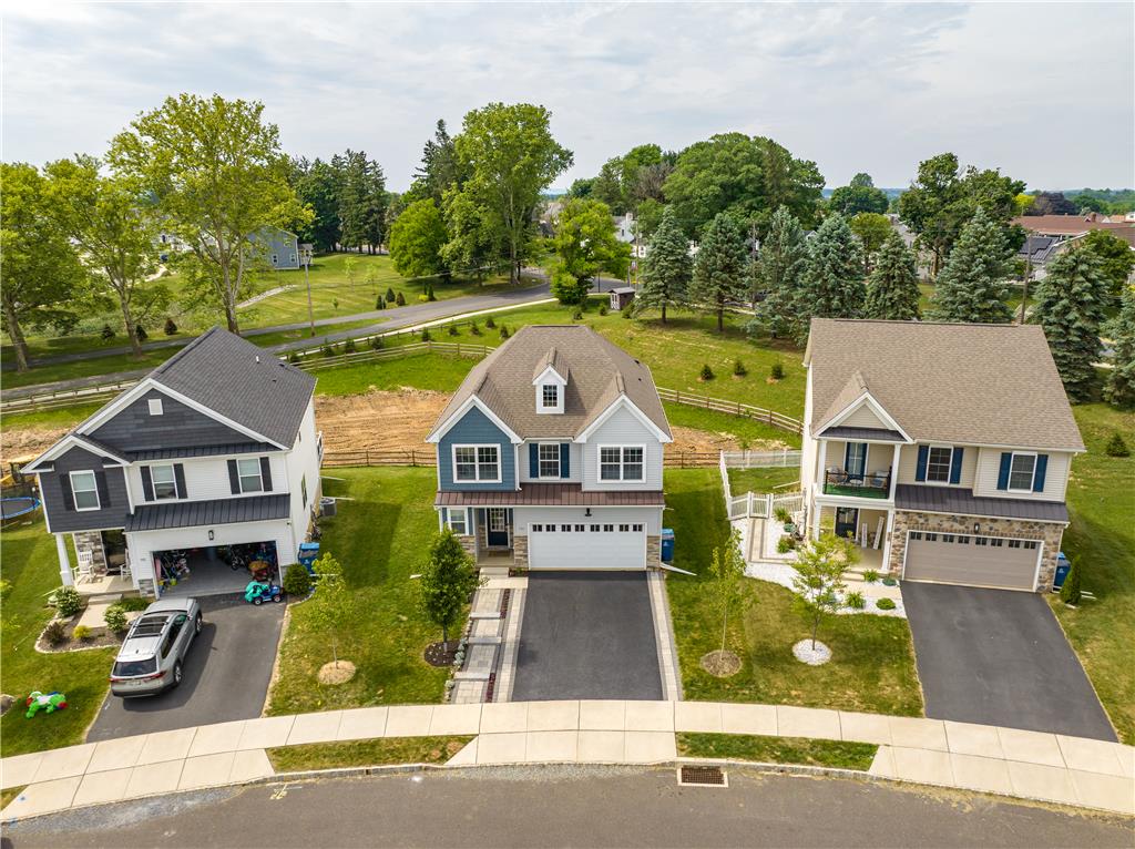 308 Bendelow Lane