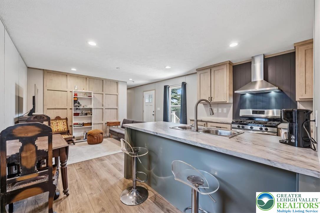 6016 Ambler Court