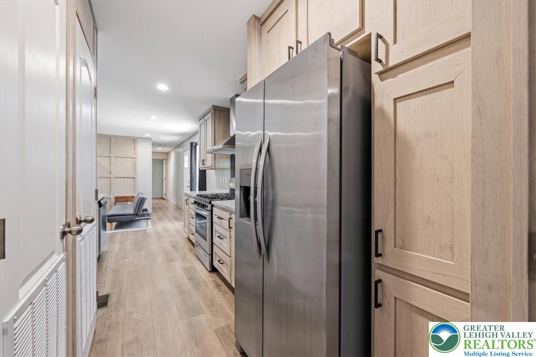 6016 Ambler Court