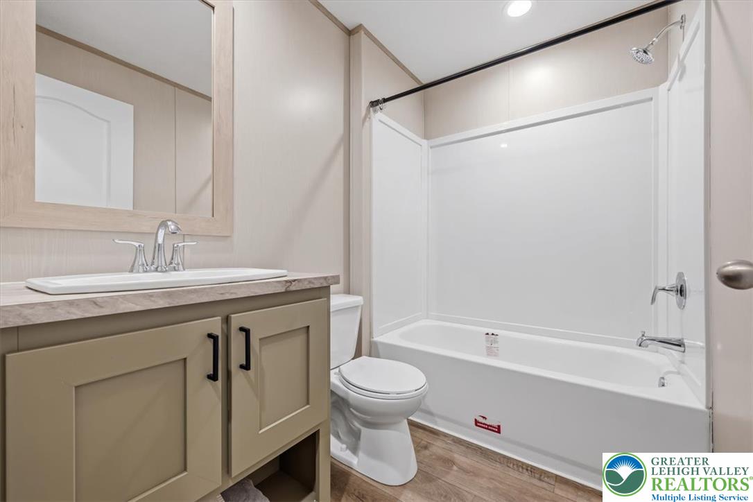 6016 Ambler Court