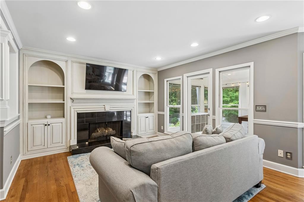 801 Bedford Oaks Drive