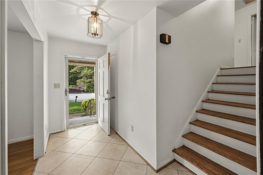 4253 Dunstan Court