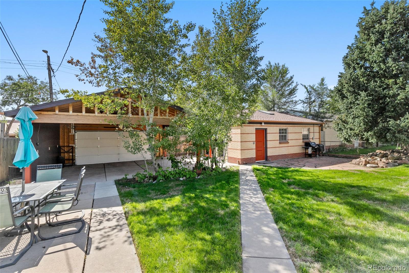 2348 W Ford Place