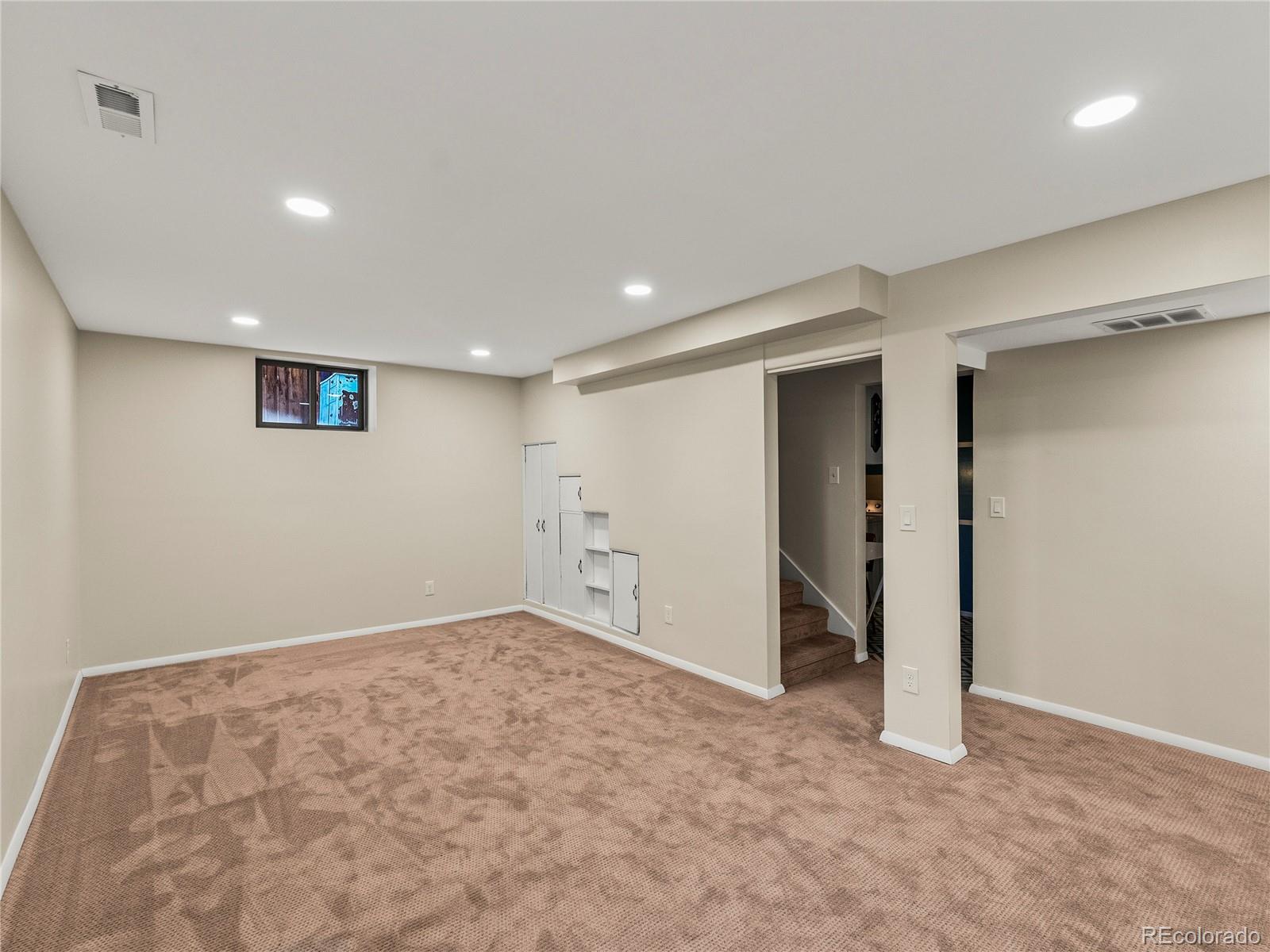 2348 W Ford Place