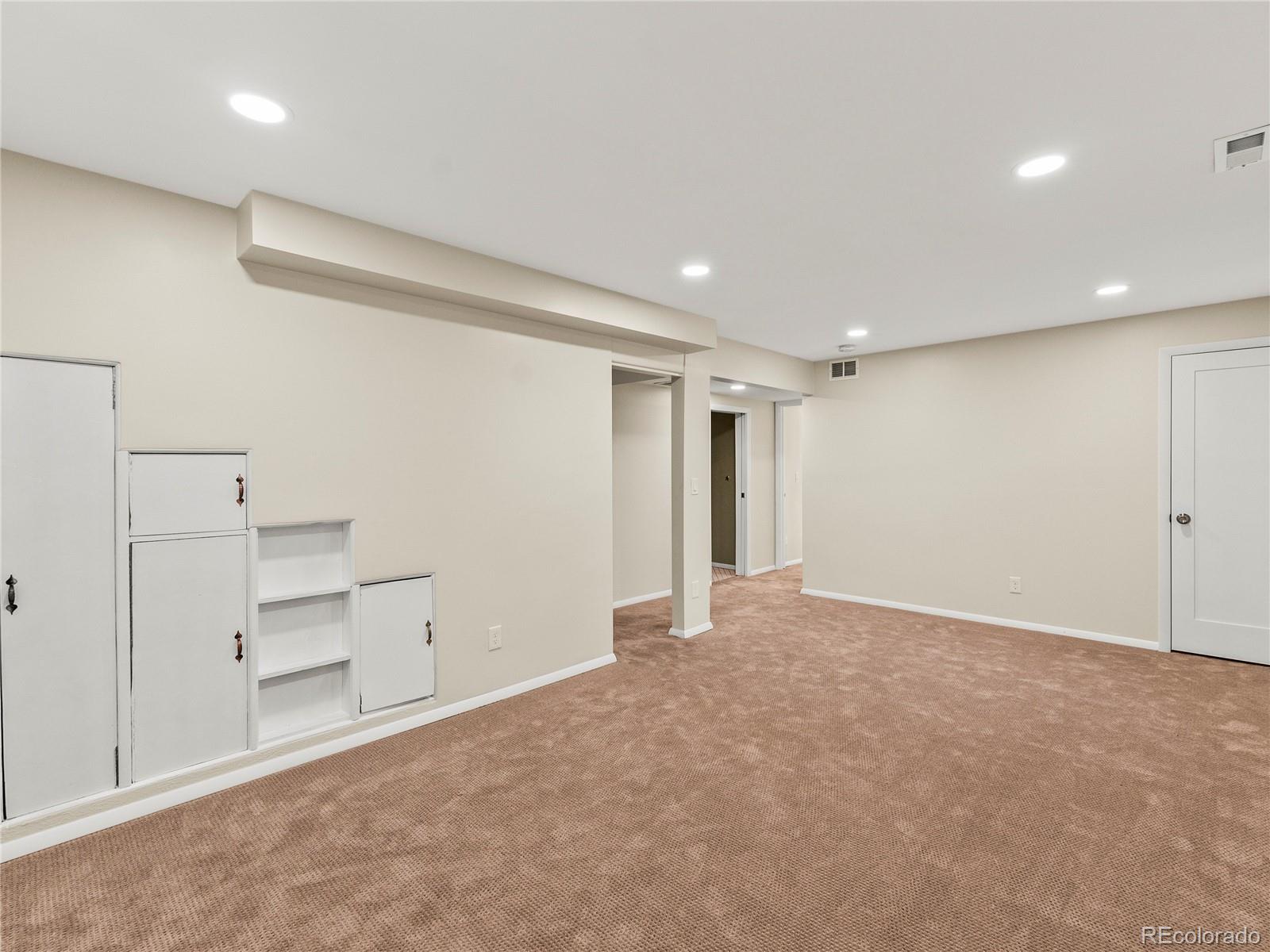 2348 W Ford Place