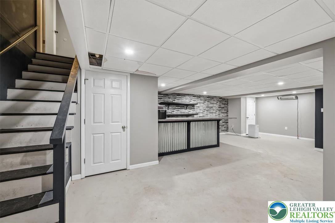 5429 Curtis Drive