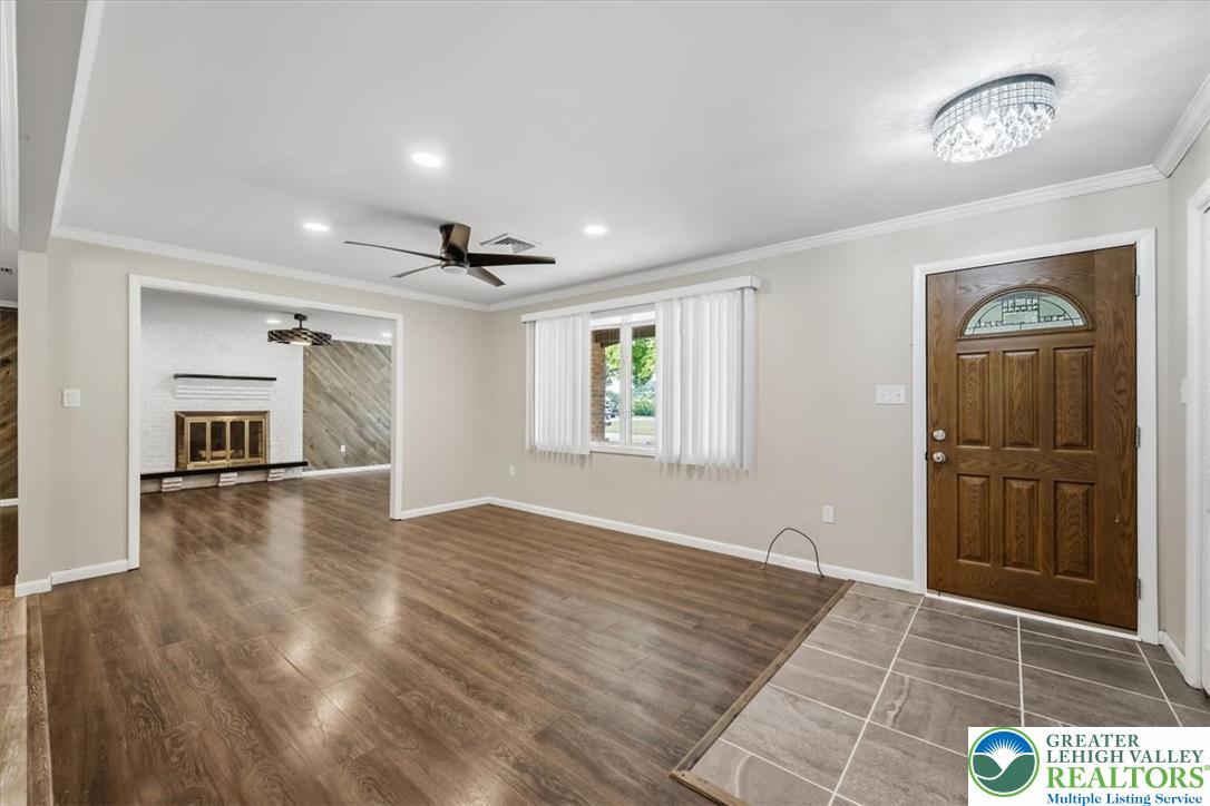 5429 Curtis Drive