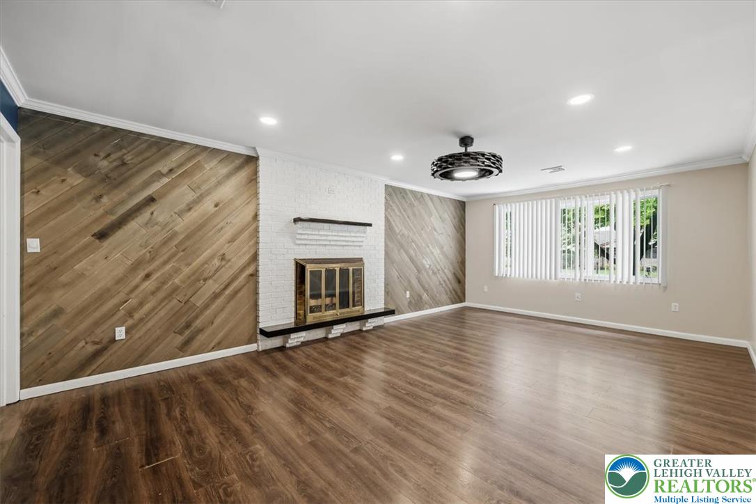 5429 Curtis Drive