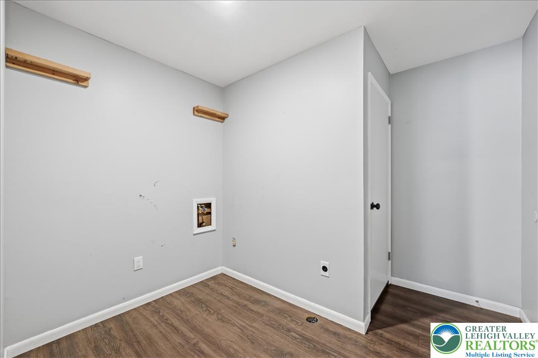 5429 Curtis Drive