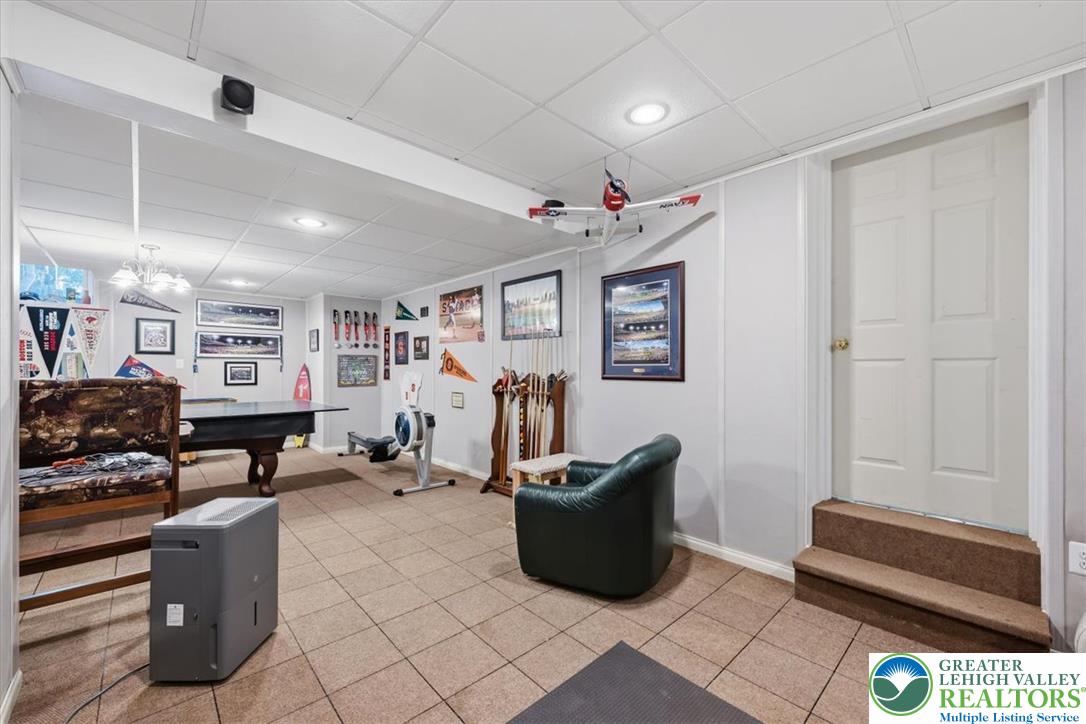 6470 Fawn Lane