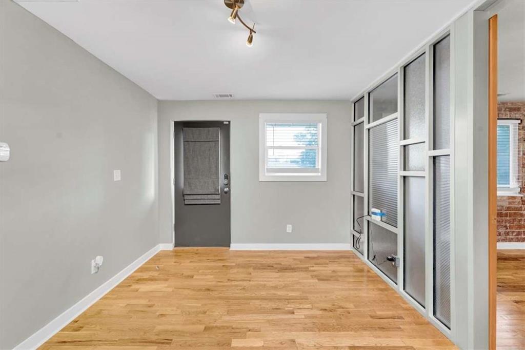 562 Formwalt Street Unit 4