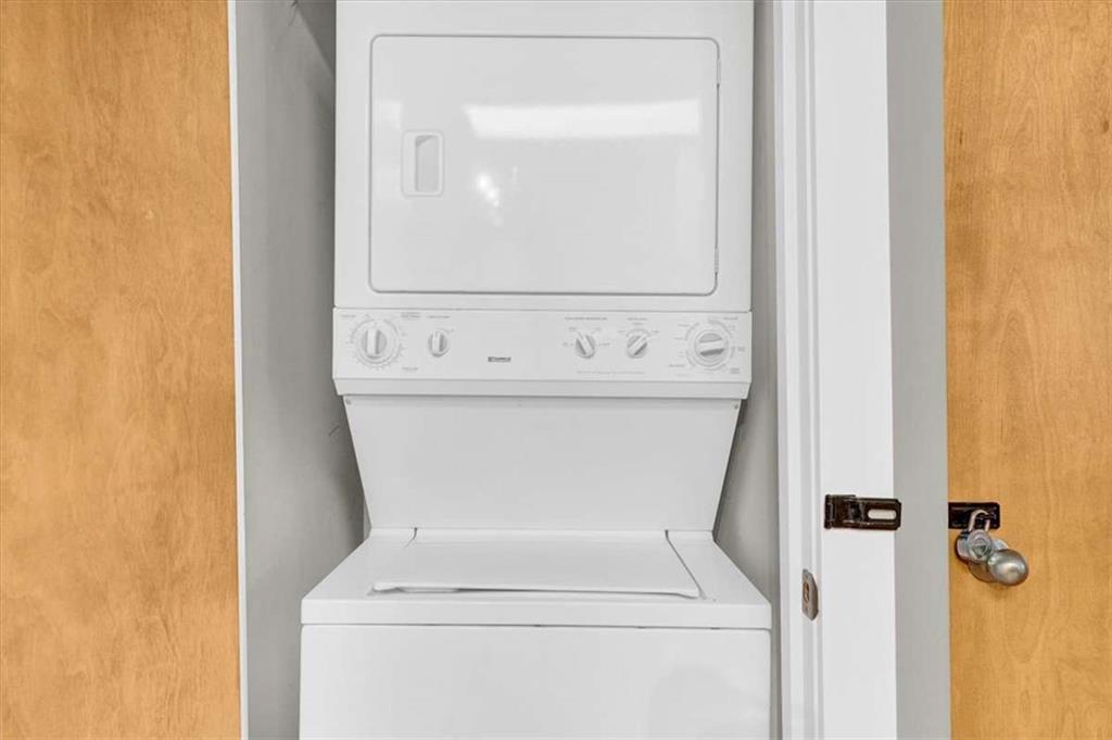 562 Formwalt Street Unit 4