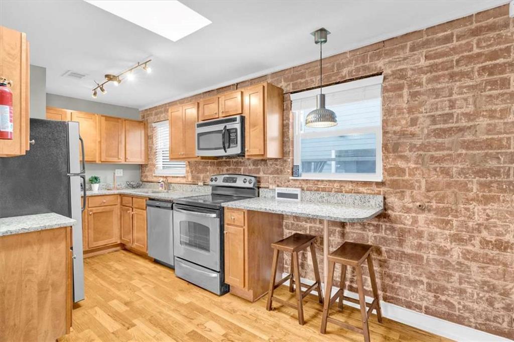 562 Formwalt Street Unit 4