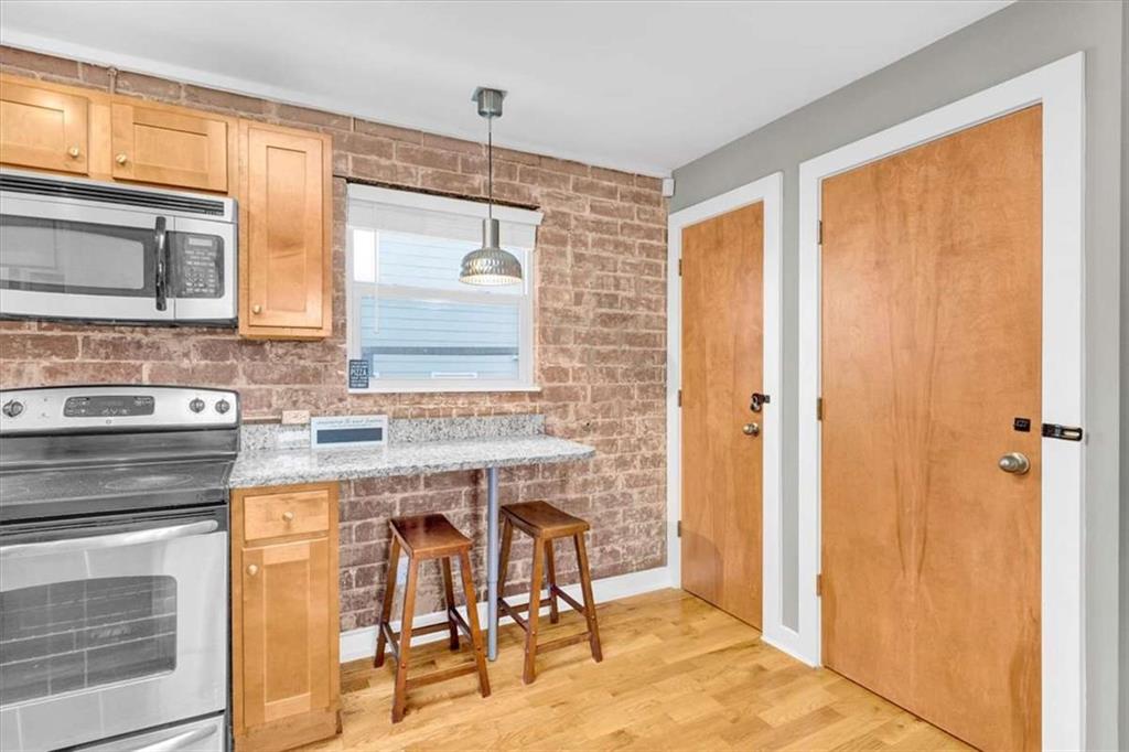 562 Formwalt Street Unit 4