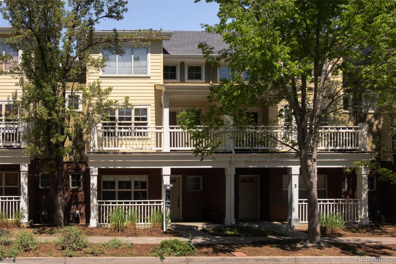 4527 W 37th Avenue Unit: 4