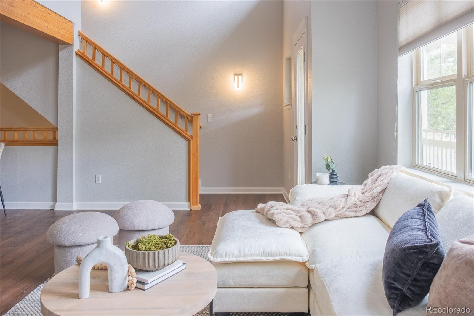 4527 W 37th Avenue Unit: 4