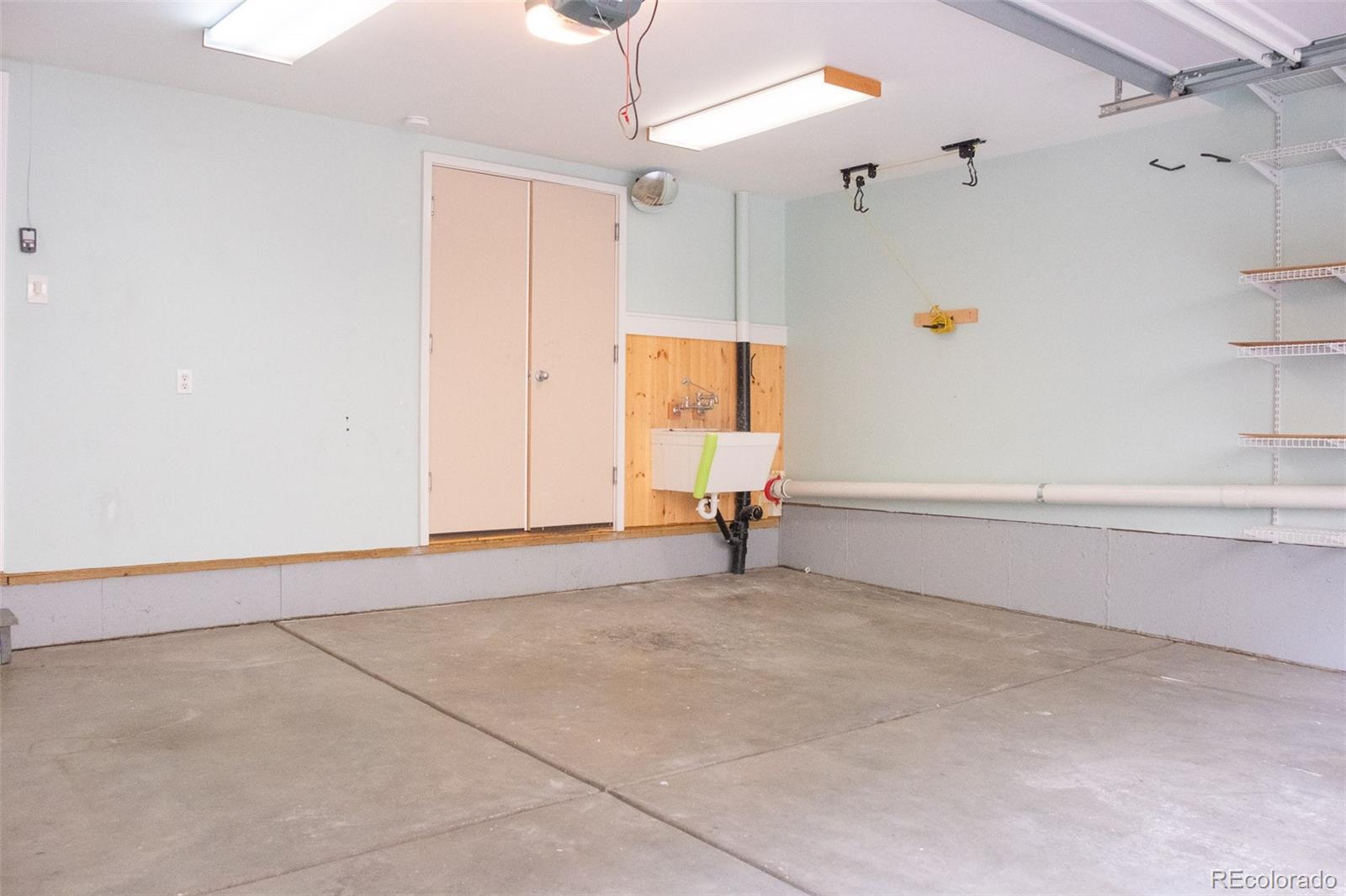 4527 W 37th Avenue Unit: 4