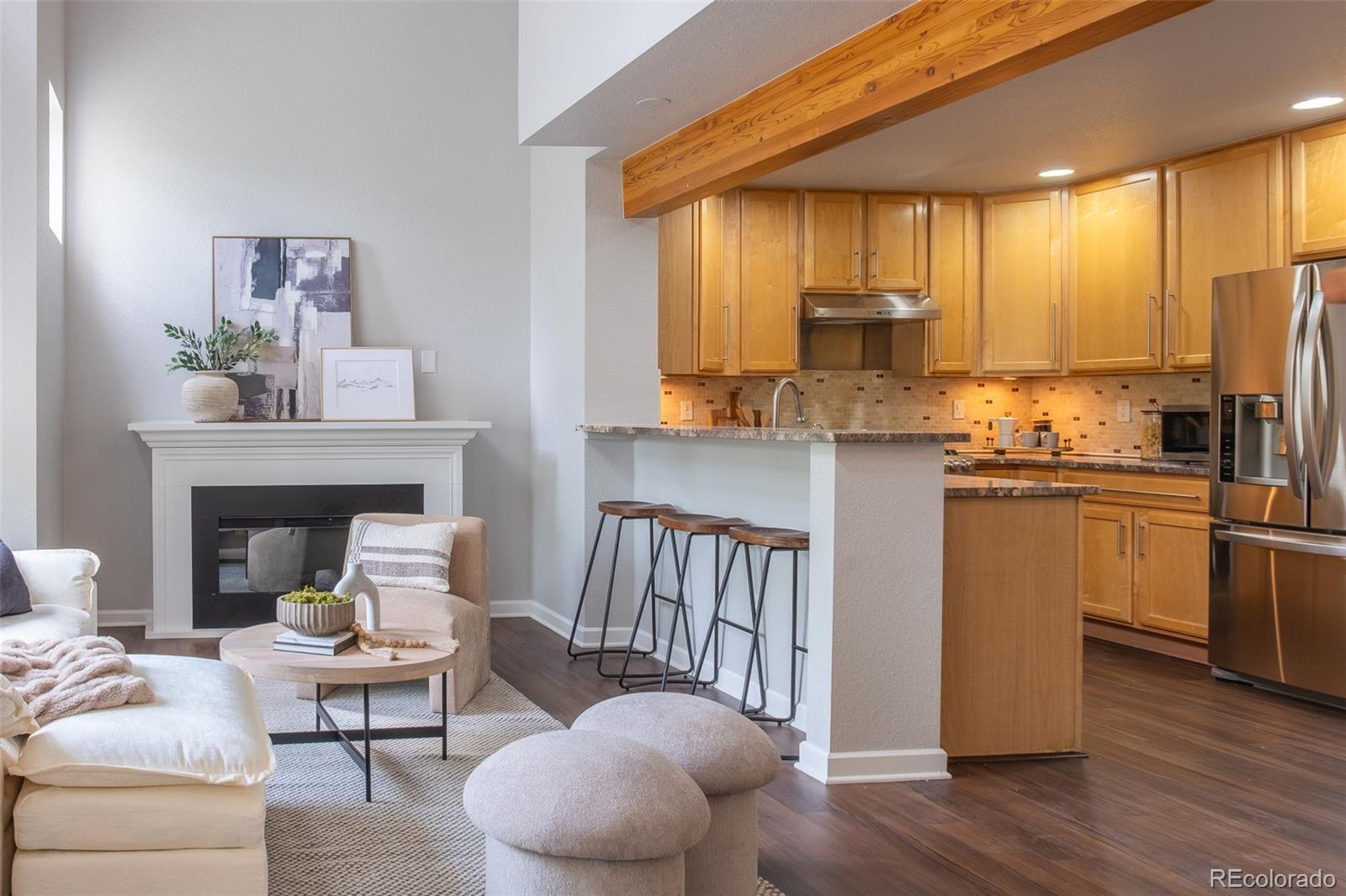 4527 W 37th Avenue Unit: 4