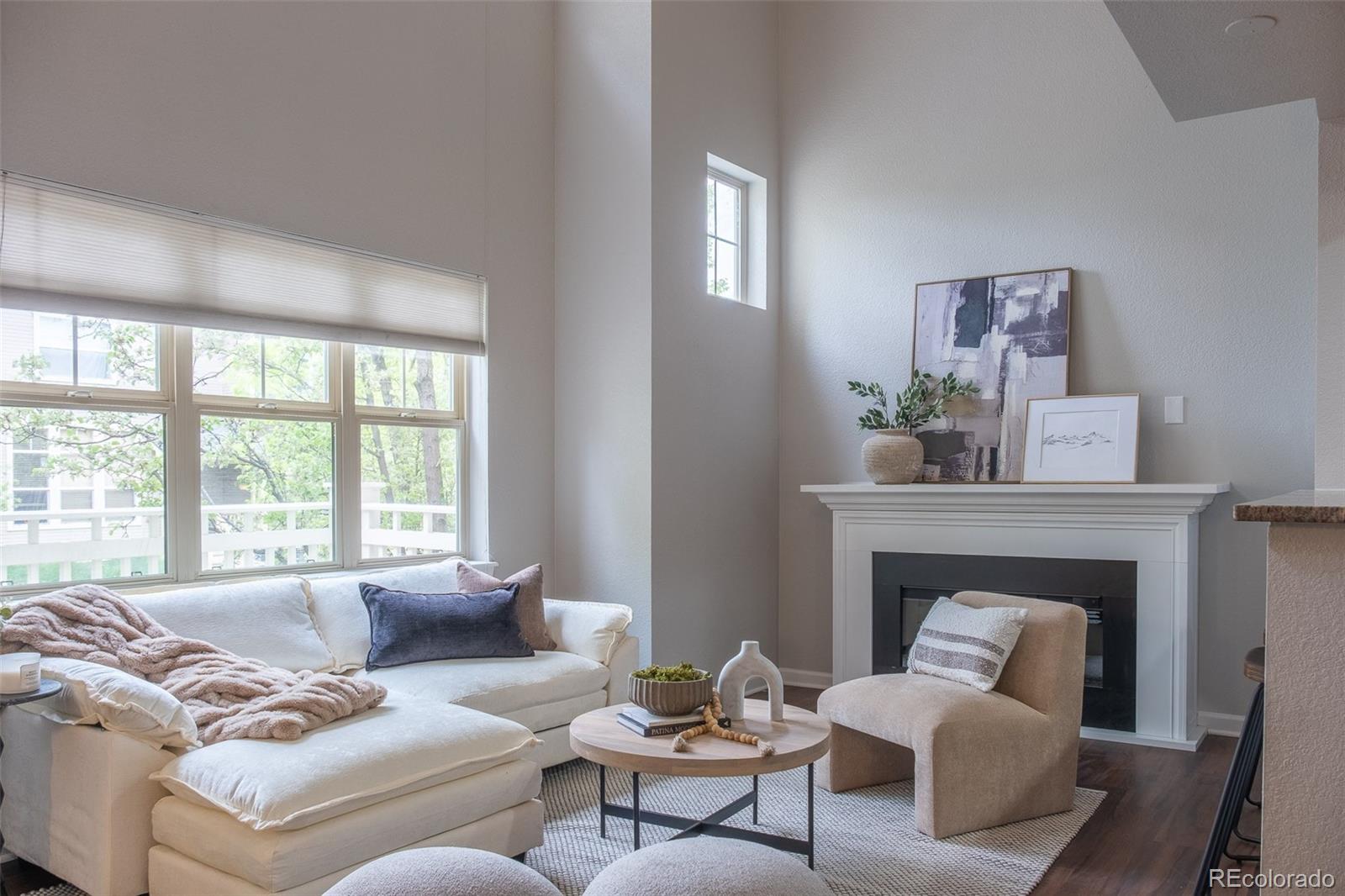 4527 W 37th Avenue Unit: 4