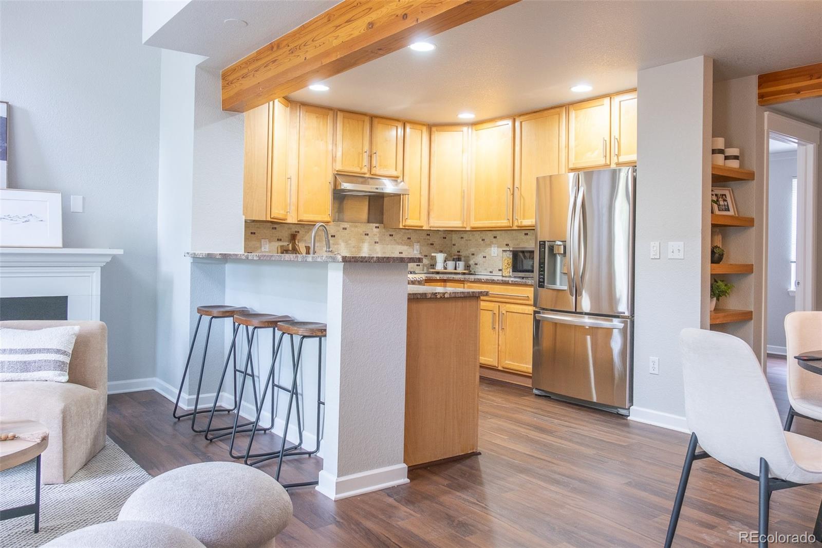 4527 W 37th Avenue Unit: 4