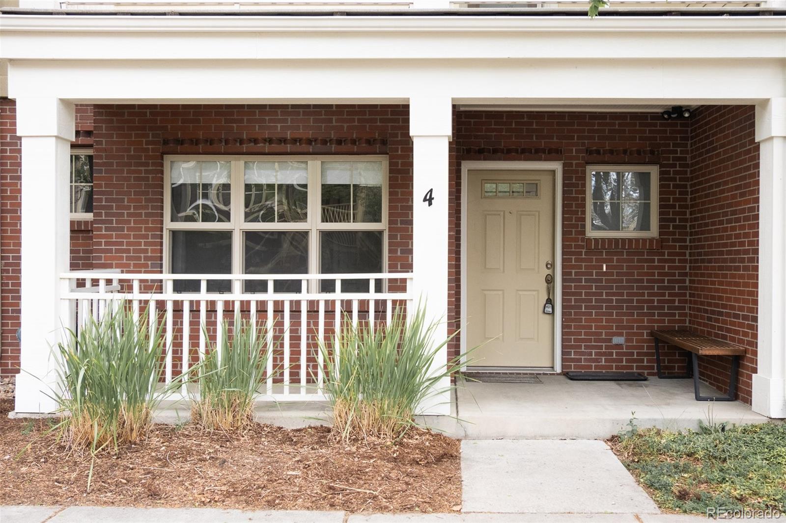 4527 W 37th Avenue Unit: 4