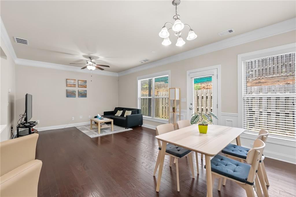 2573 Parkwood Cove Drive