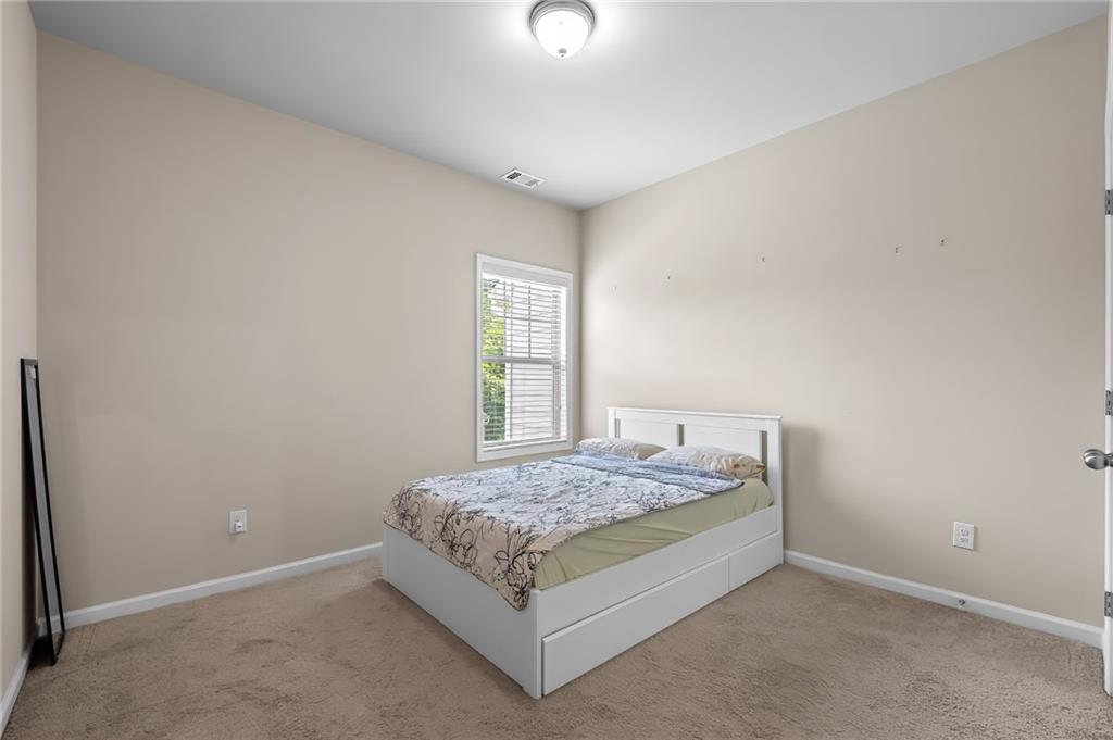 2573 Parkwood Cove Drive