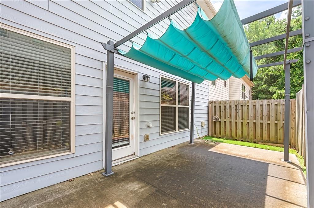 2573 Parkwood Cove Drive