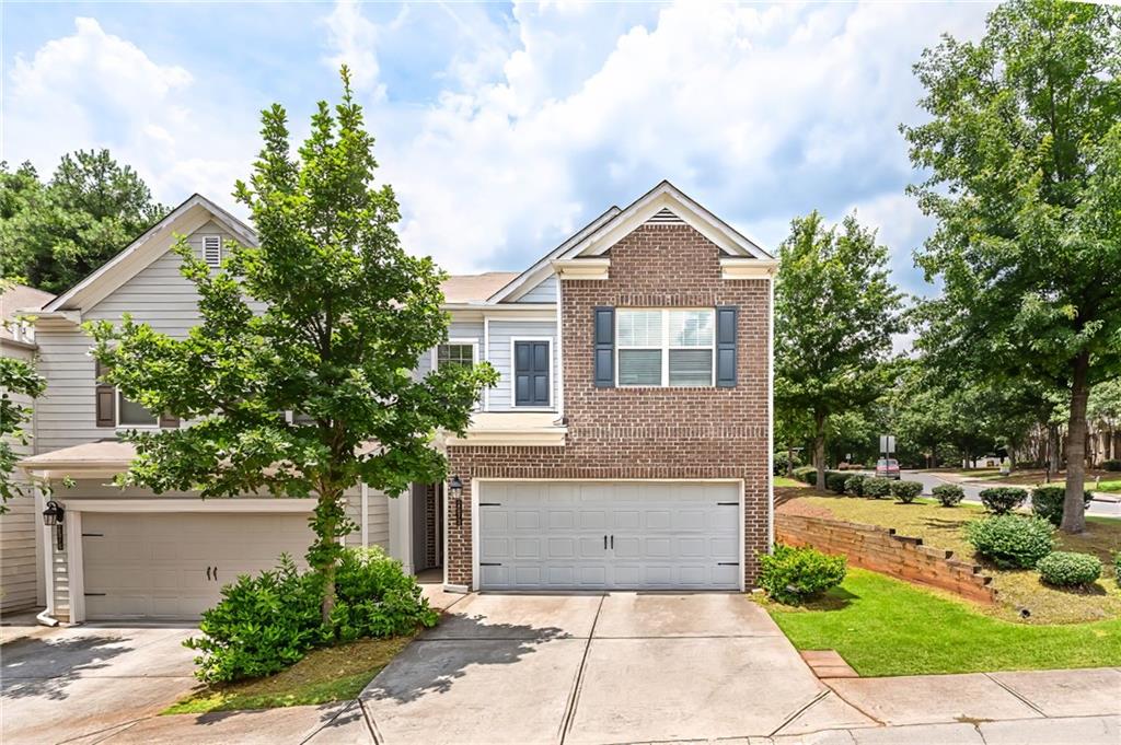 2573 Parkwood Cove Drive