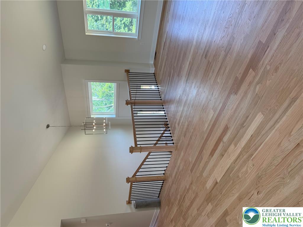 1215 North Cottonwood Road